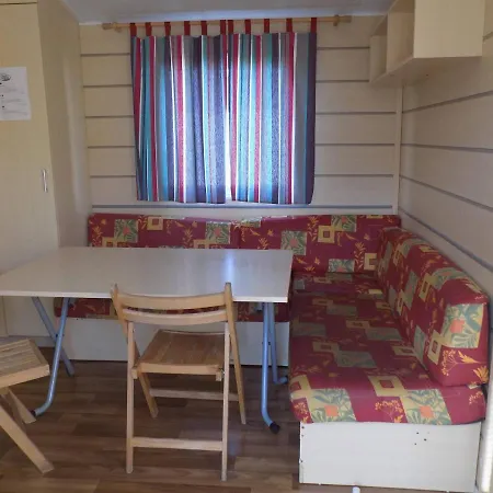 Natur Camping Bungalow T3 - 10 * 帕塔亚什